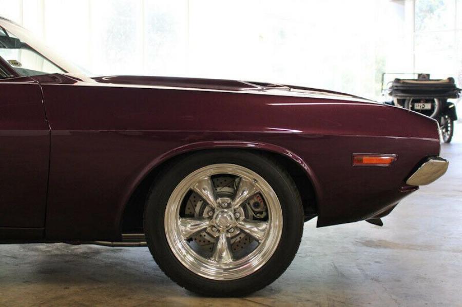 Детали экстерьера Dodge Challenger Hardtop (JH23) 1970 года  (фото 16 из 66)